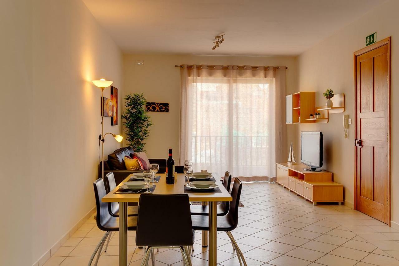 Spacious, Top Location Sliema Apartment Exterior foto